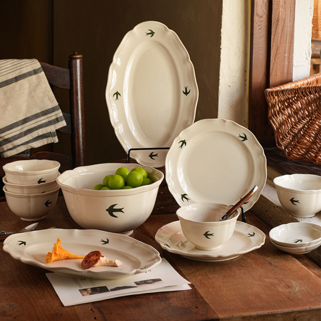 Custom Logo Home Retro Swallow Ceramic Bowl and Plate Set