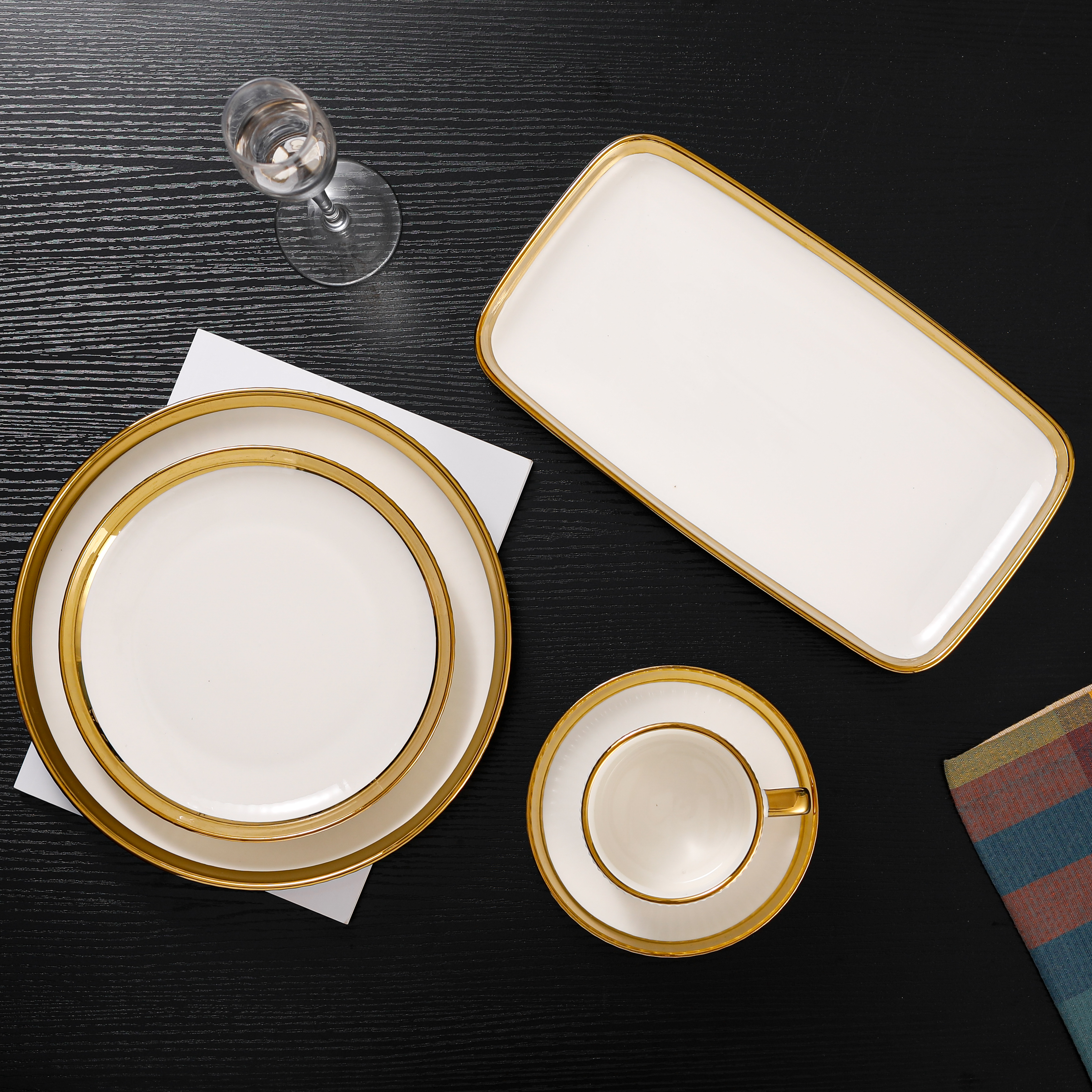 Custom 6pcs Wedding Use Matte Gold Ceramic Tableware Set