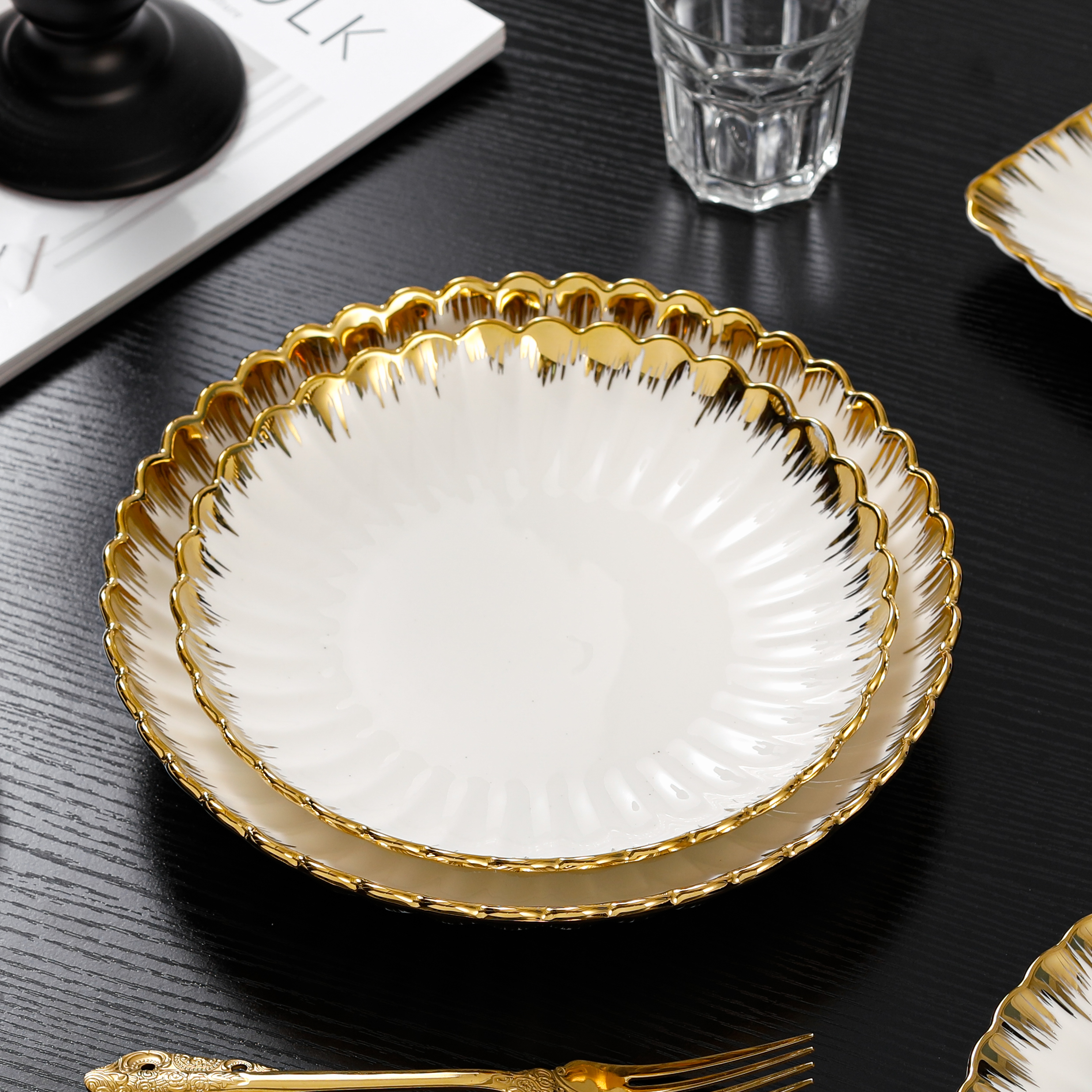 Custom Wedding Use Matte Gold Ceramic Dinner Plate