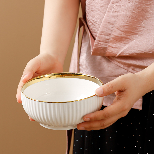 Custom 6pcs Wedding Use Matte Gold Ceramic Tableware Set