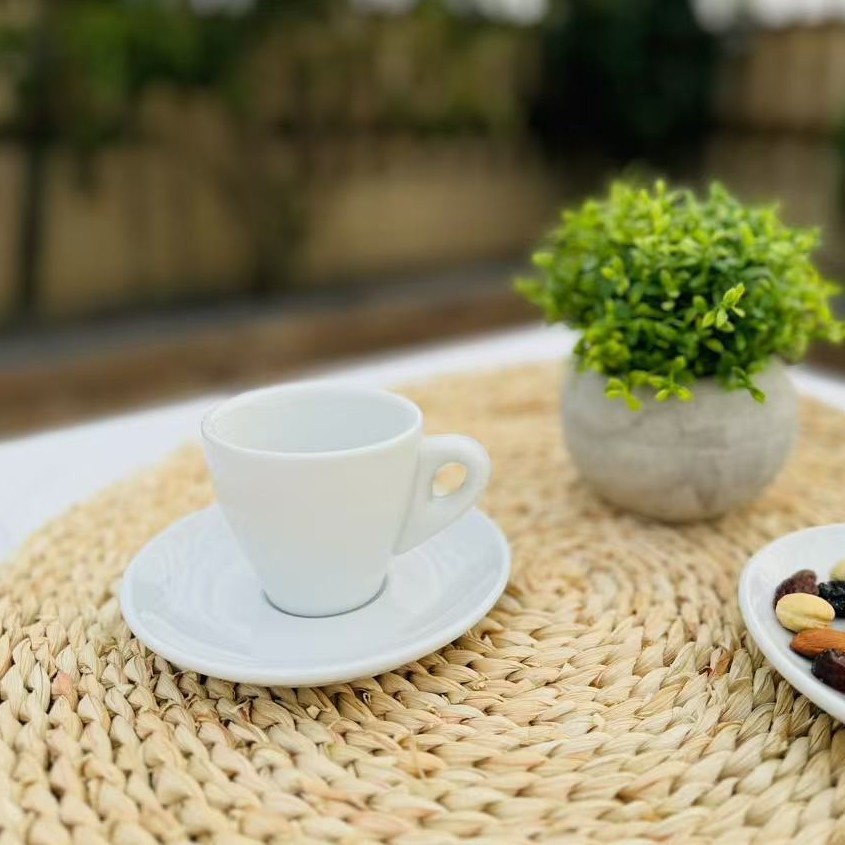 Elegant 80ml white ceramic espresso cup & saucer set