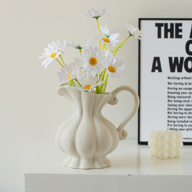 Retro milk jug-shaped vase ornament for living room, hydroponic flower arrangement ceramic vase