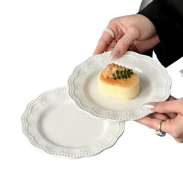 Elegant Scalloped Pearl-Edge Ceramic Dessert Plates - Wedding Reception Dessert Table Dishes