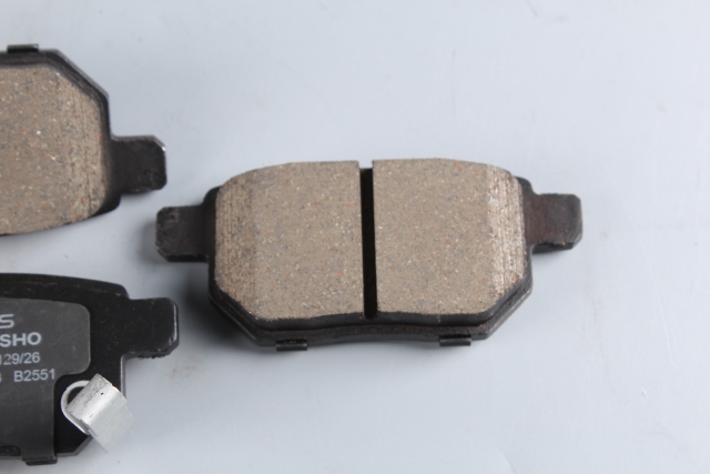 Toyota Tsusho Ceramic Brake Pads 04466-12150 For Toyota Corolla NRE150 ZRE151 2008-