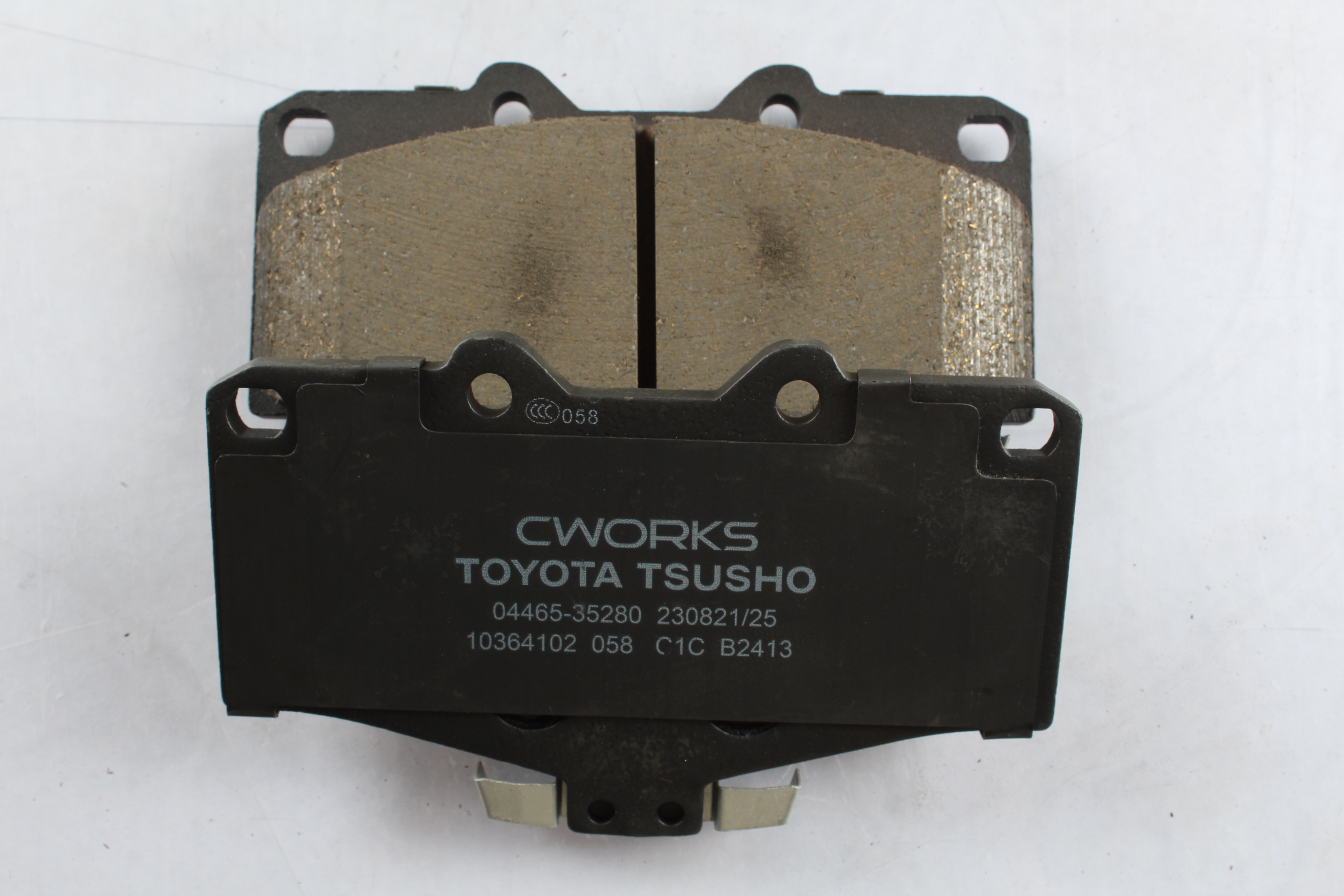 Toyota Tsusho Ceramic Brake Pads 04465-35280 For Toyota Land Cruiser Prado KDJ90 VZJ90 1996-
