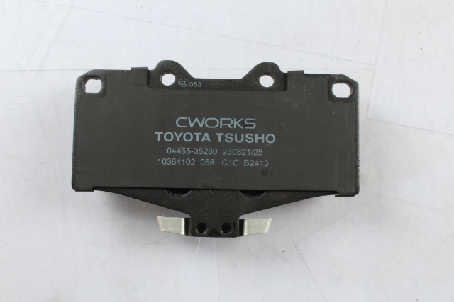 Toyota Tsusho Ceramic Brake Pads 04465-35280 For Toyota Land Cruiser Prado KDJ90 VZJ90 1996-