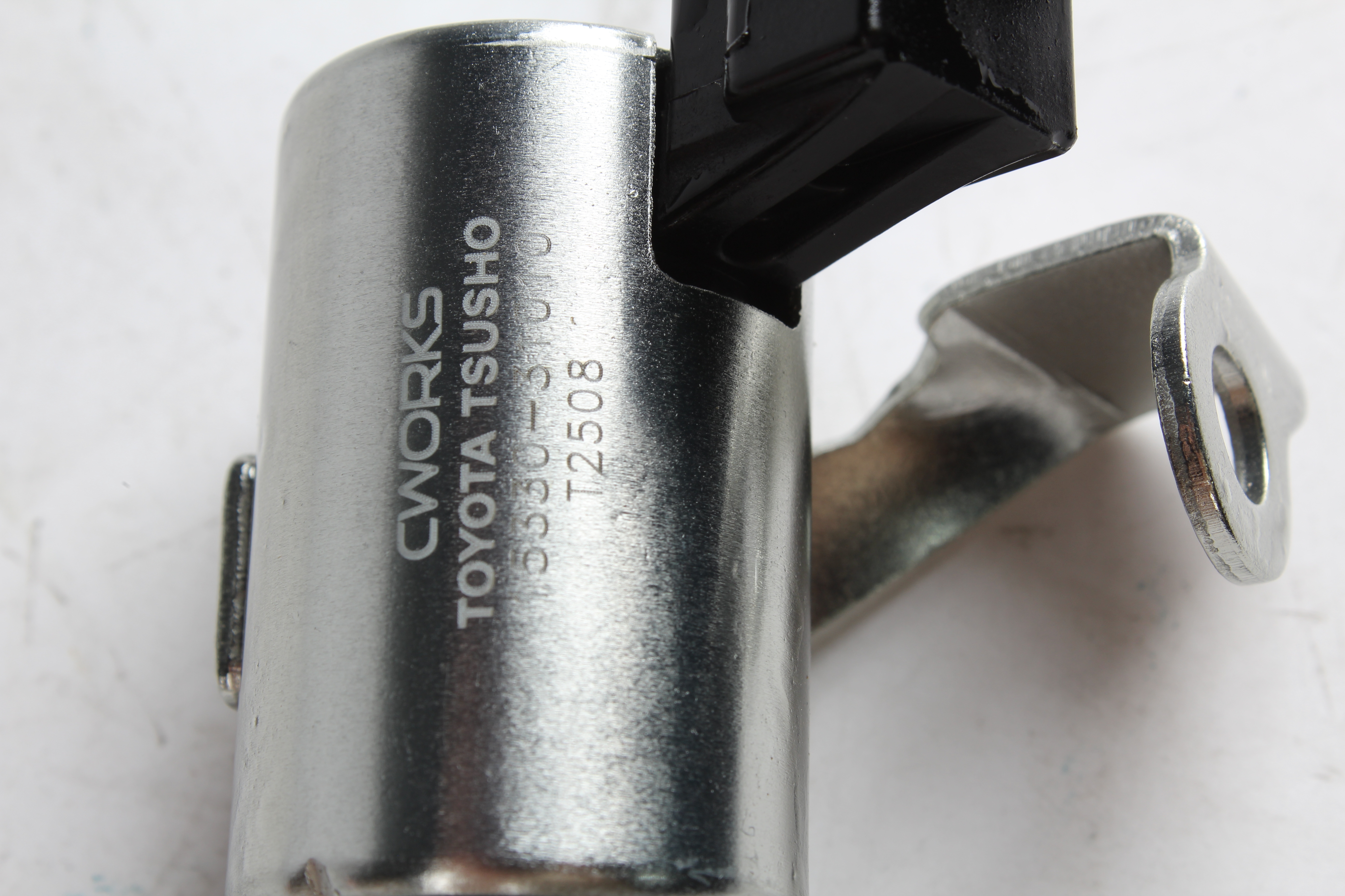 Toyota Tsusho VVT Oil Control Valve 15330-31010 For FJ Cruiser GSJ15 4Runner GRN210 Hilux GGN15