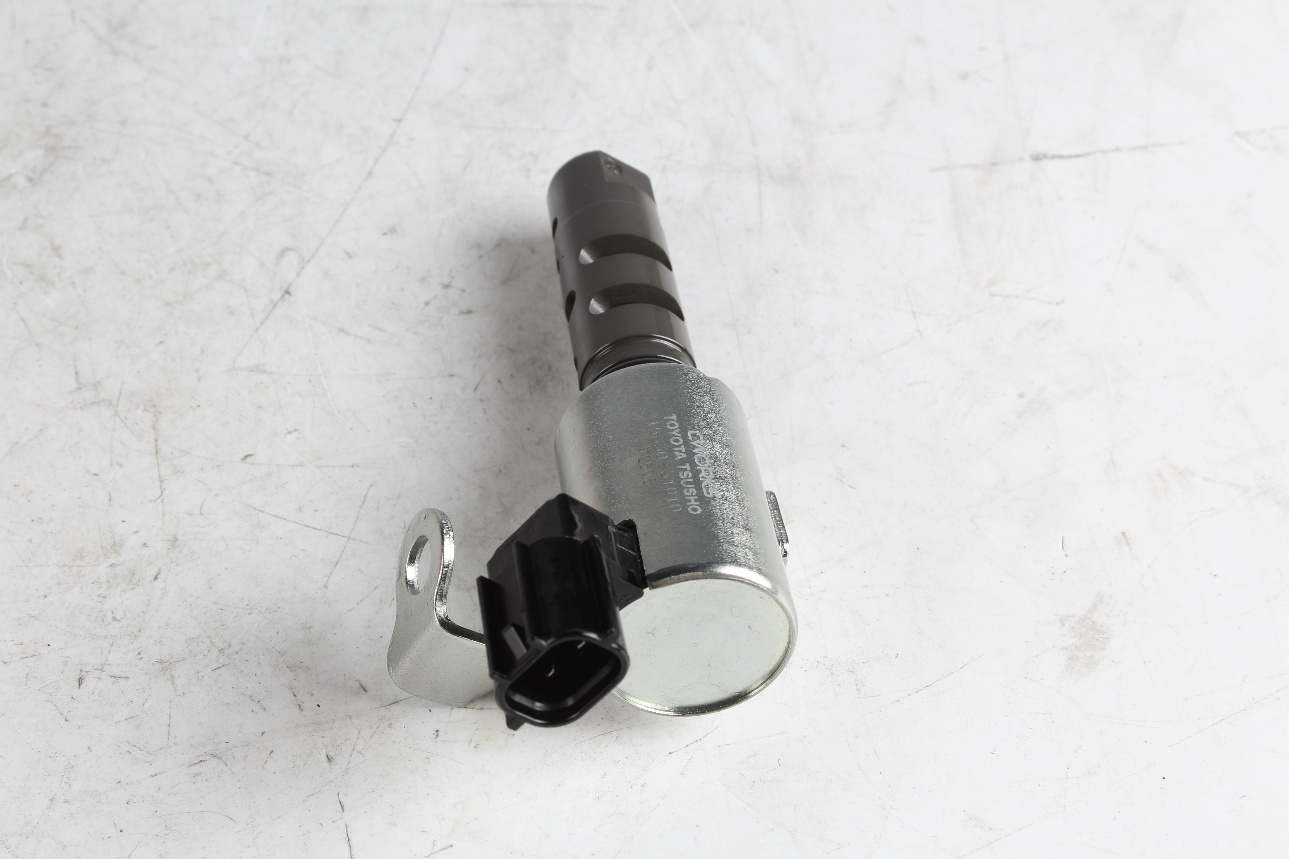 Toyota Tsusho VVT Oil Control Valve 15330-31010 For FJ Cruiser GSJ15 4Runner GRN210 Hilux GGN15