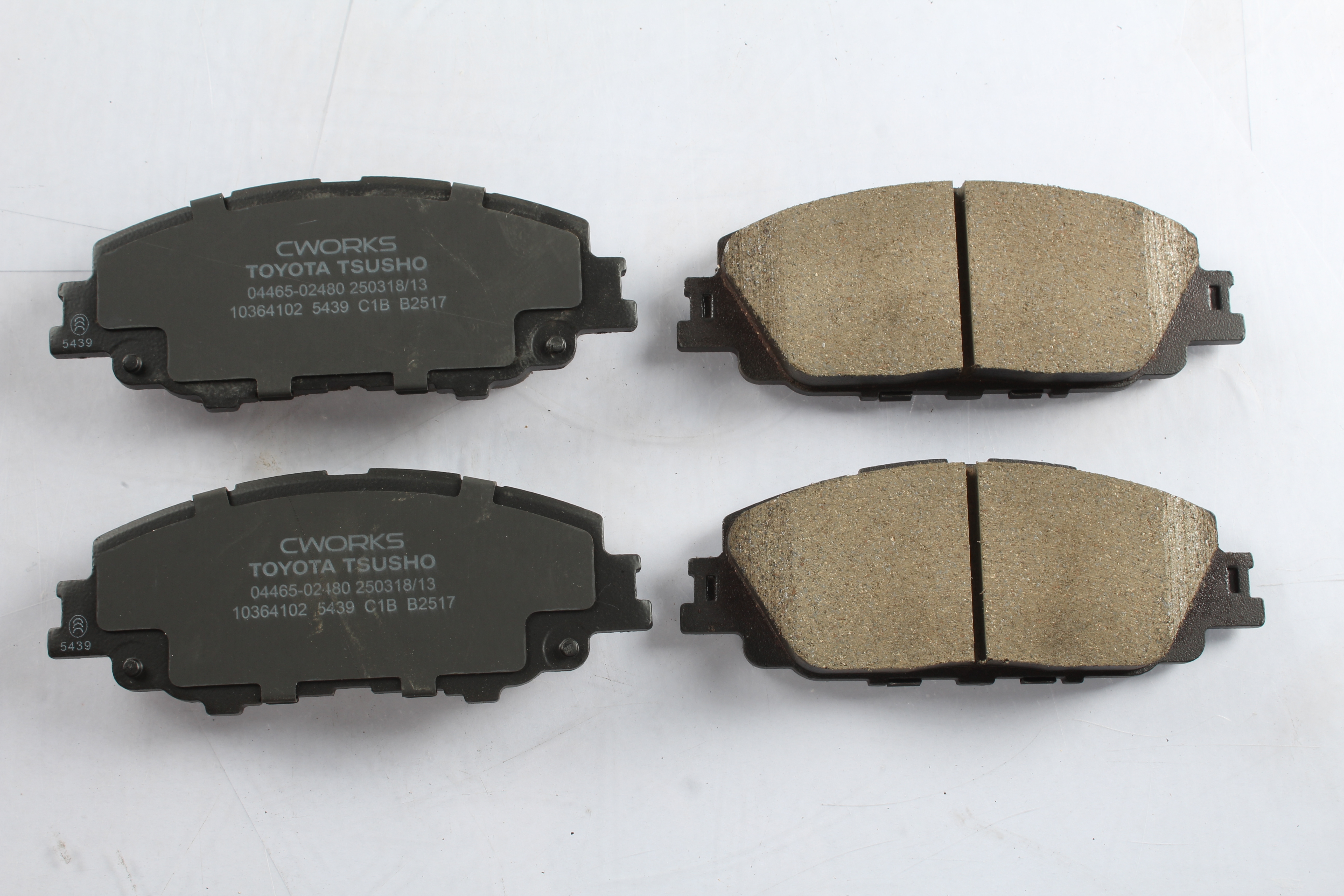 Toyota Tsusho Front Disc Brake Pad Kit 04465-02480 For Corolla MZEA11 ZWE211 NRE210 Allion MZEA12