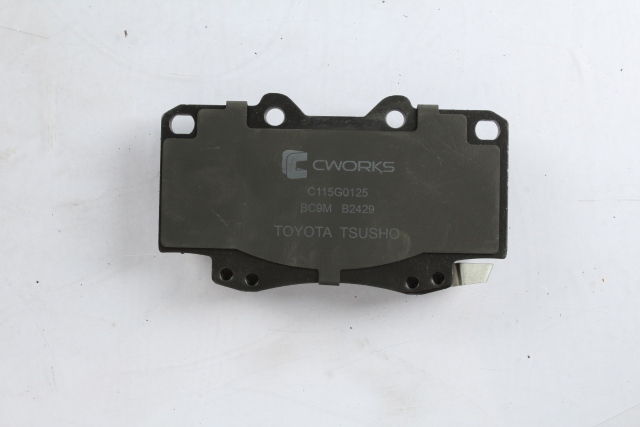 Toyota Tsusho Front Disc Brake Pad Kit 04465-35240 For 4Runner KZN185 VZN180 Land Cruiser RZJ90 VZJ95 Hilux KDN185 RZN185