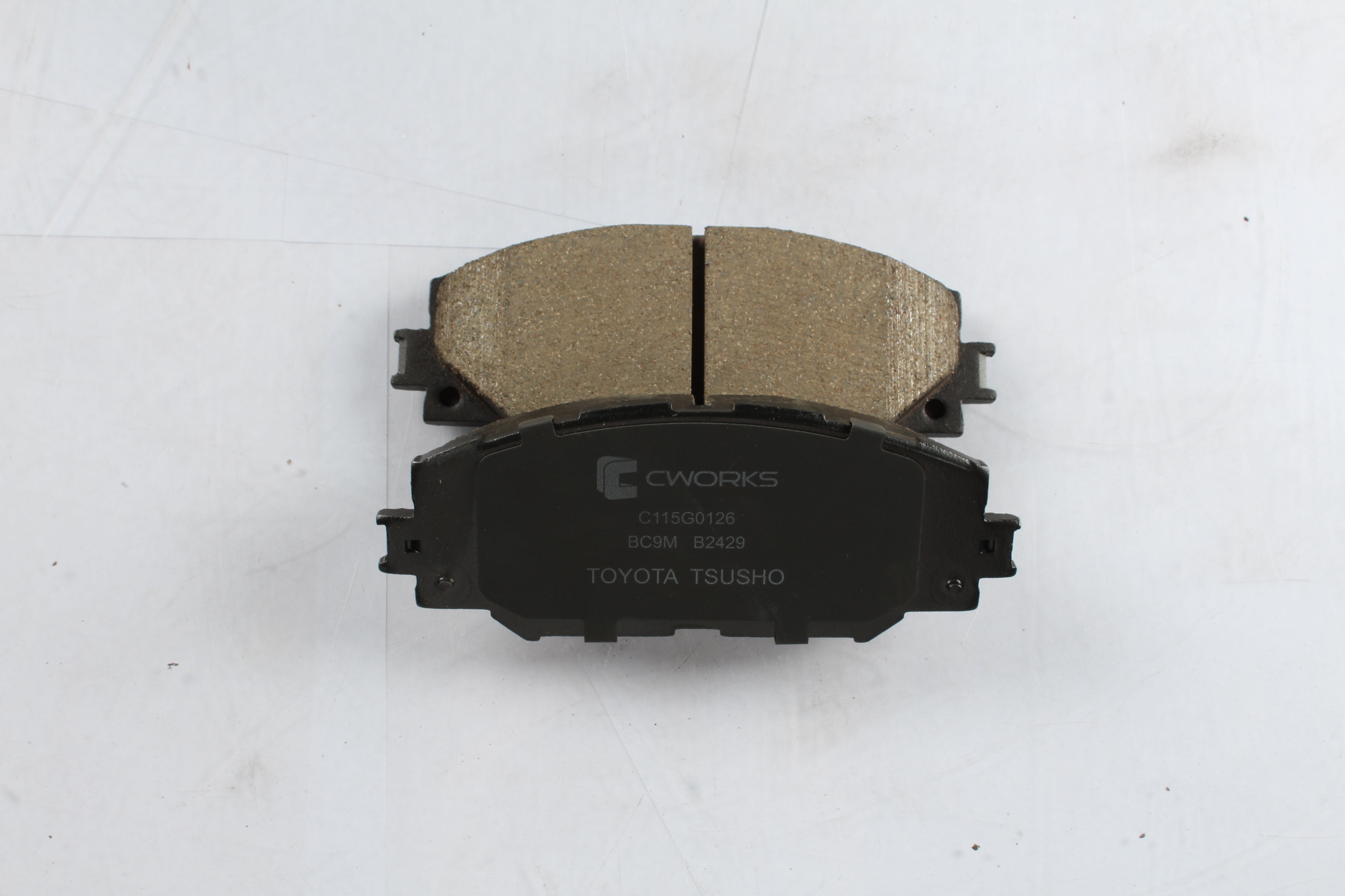 Toyota Tsusho Front Disc Brake Pad Kit 04465-60151 For Land Cruiser HDJ101 UZJ100 Lexus LX470