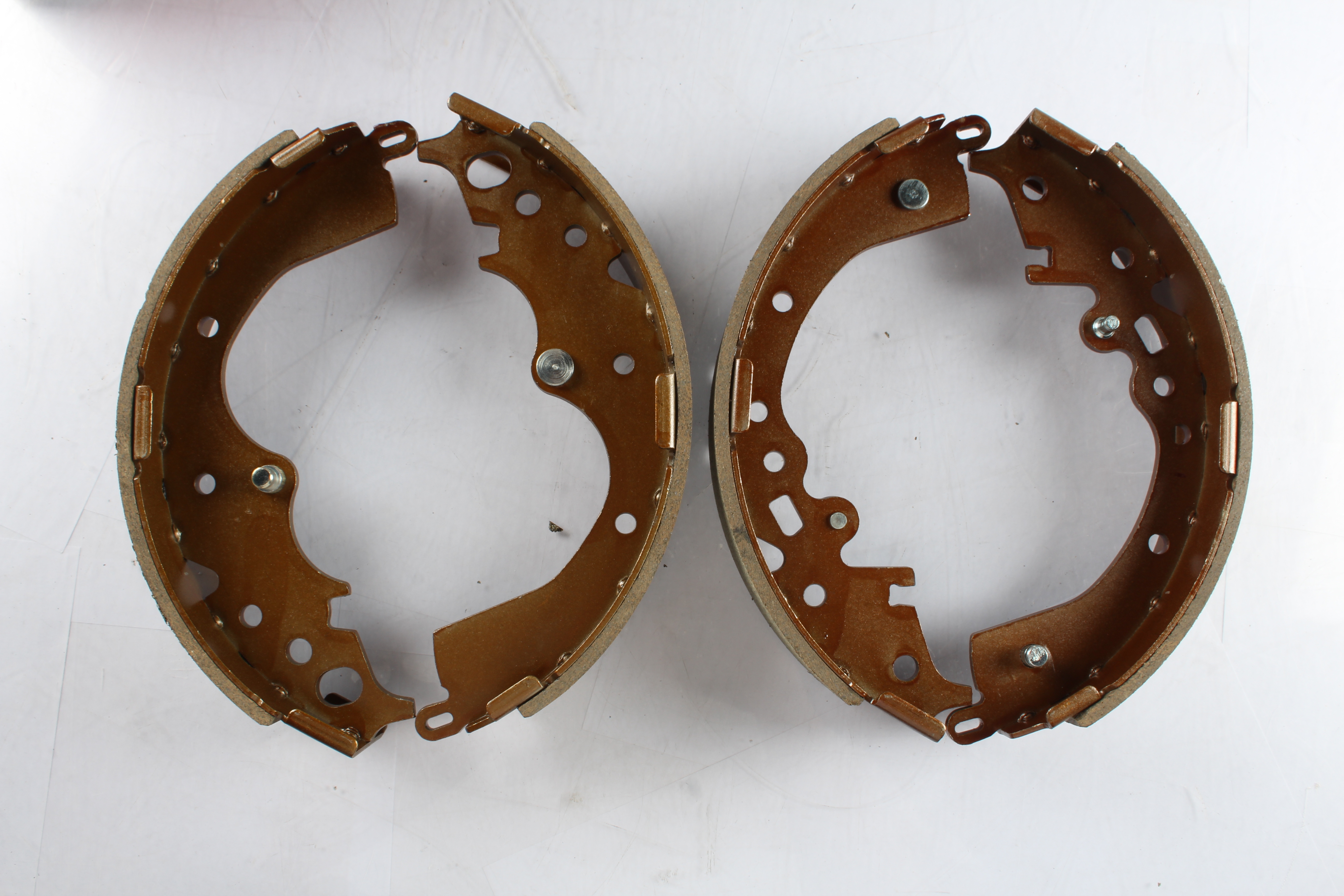 Toyota Tsusho Rear Brake Shoe Kit 04495-26240 For Hiace KDH200 KDH202