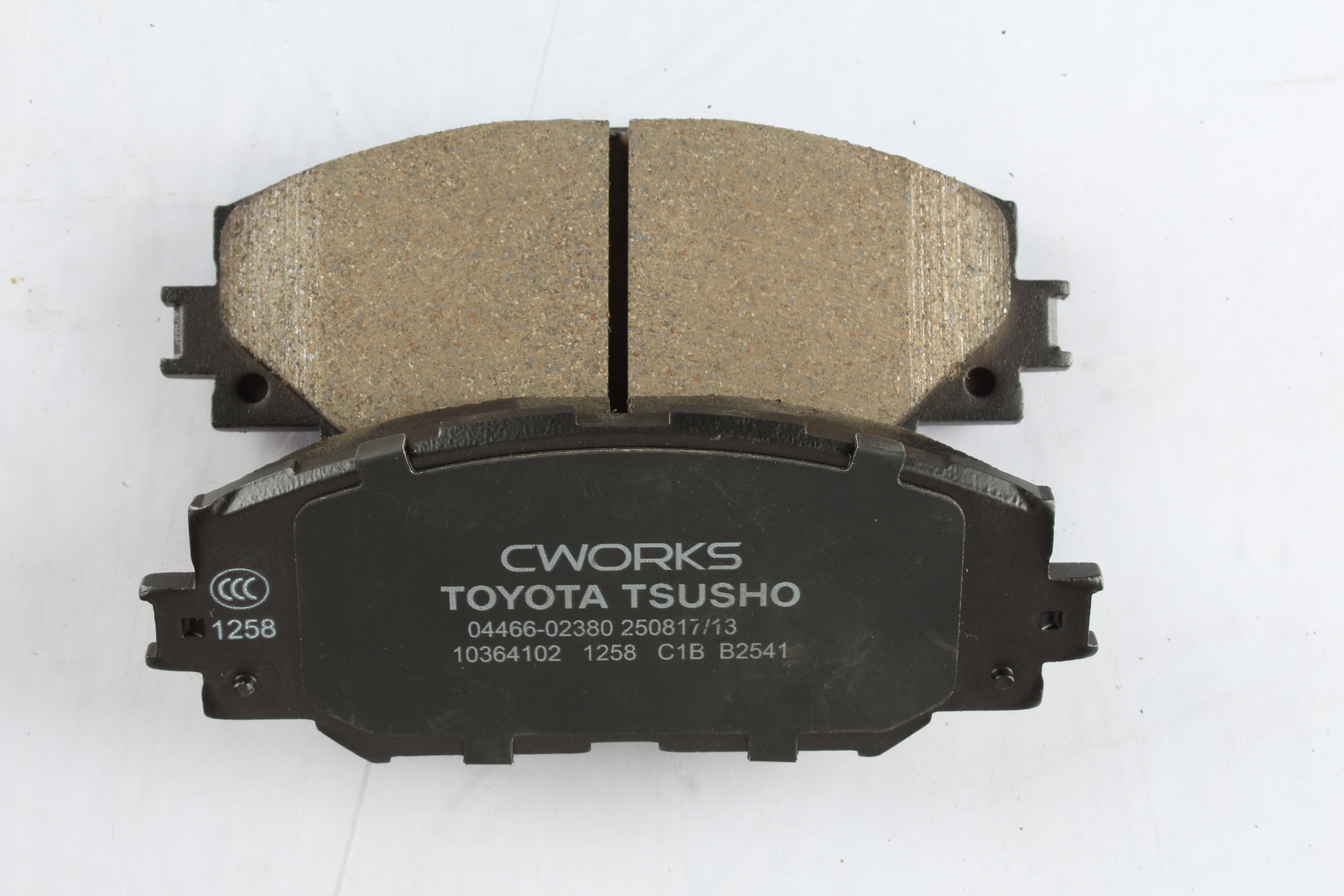 Toyota Tsusho Front Disc Brake Pad Kit 04465-02380 For Corolla ZRE151 Levin ZWE183