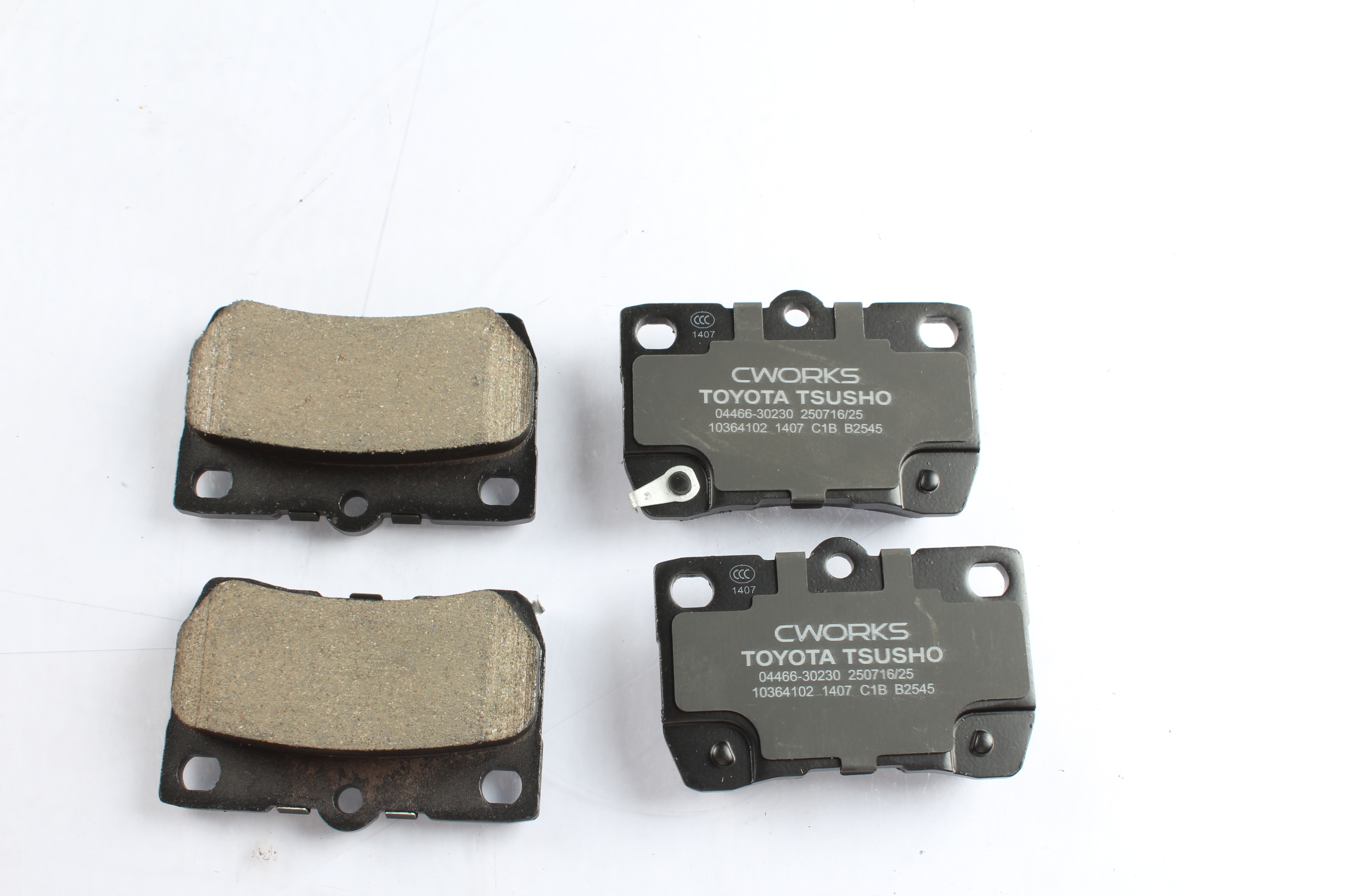 Toyota Tsusho Rear Disc Brake Pad Kit 04466-30230 For Mark X GRX120 Crown GRS182 Reiz GRX121