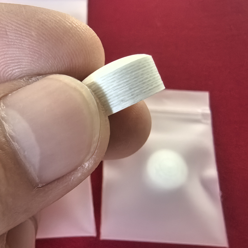 Pure white tip
