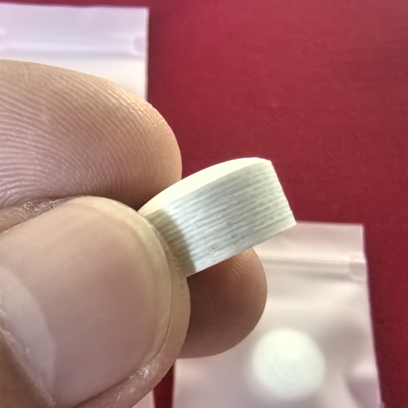 Pure white tip