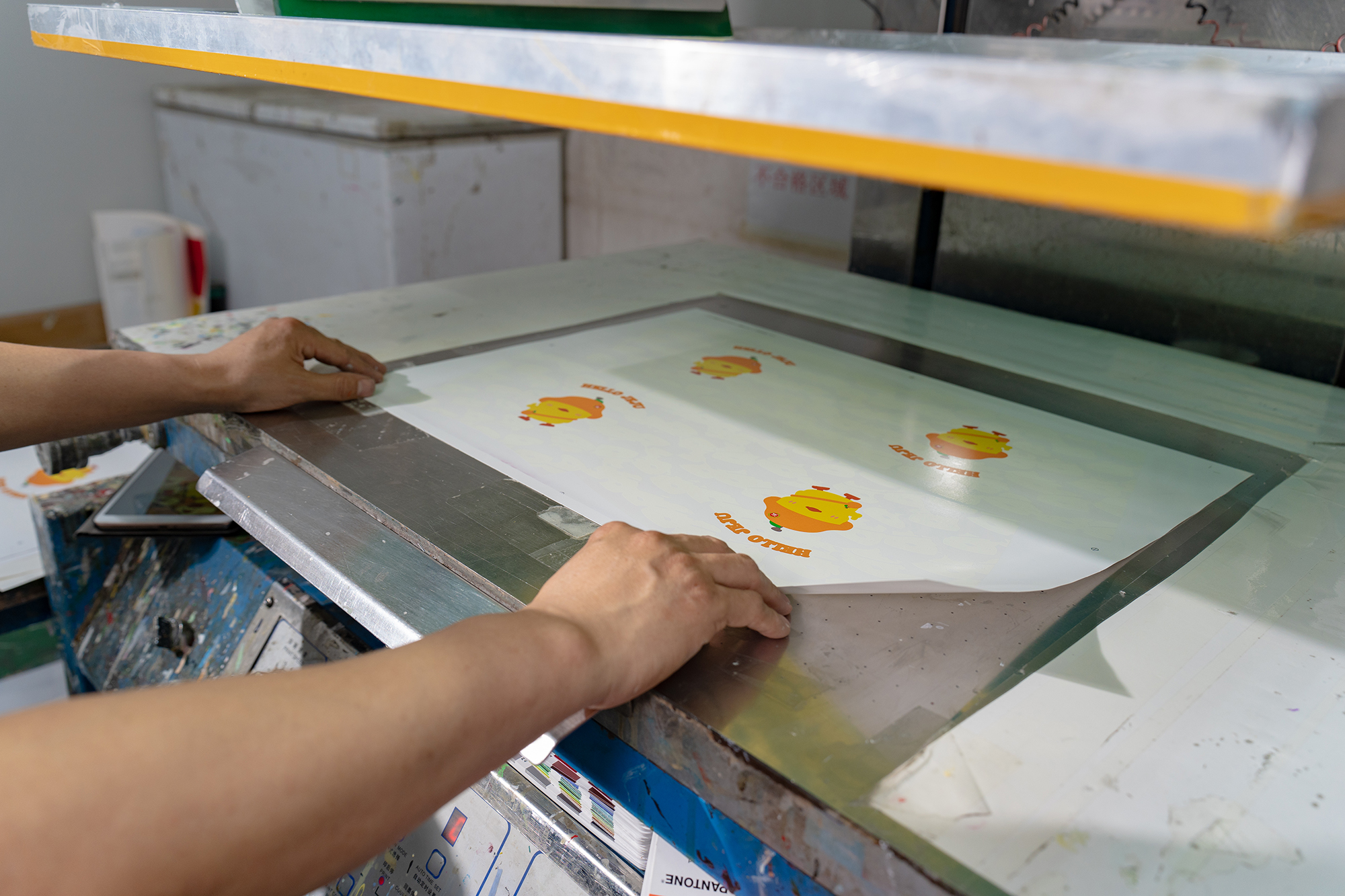 Cheap Magic Mugs for Giveaways in Bulk