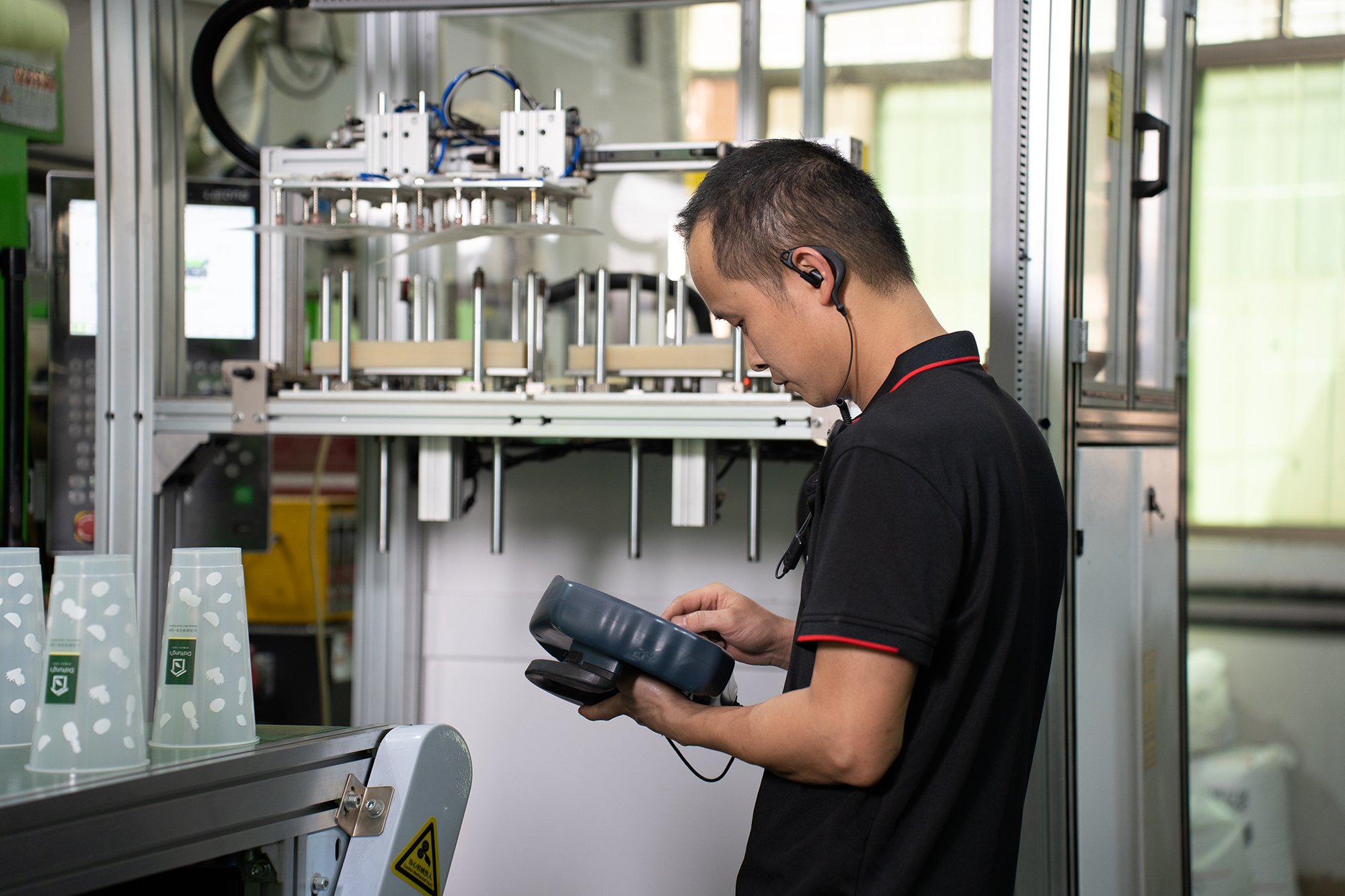  Novelty Color Changing Mugs for Promotions