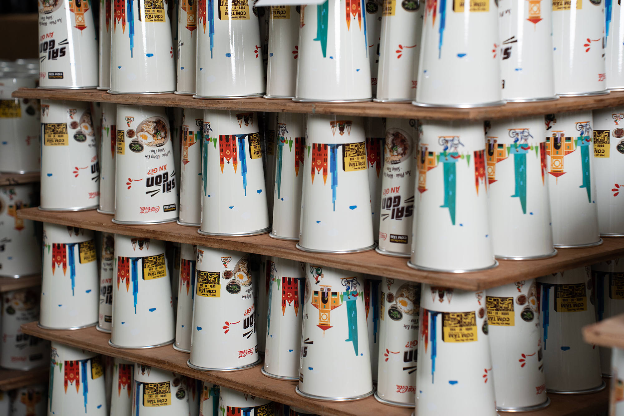 Custom branded magic mug revealing QR code for marketing campaign