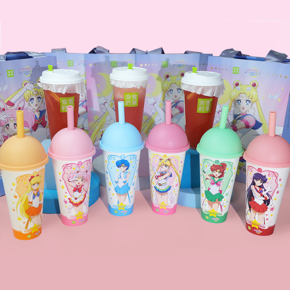 Eco-Friendly Reusable Mood Cups