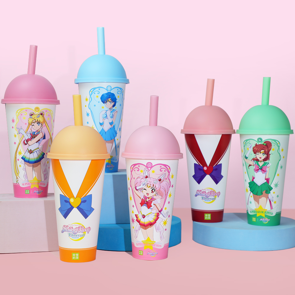 Eco-Friendly Reusable Mood Cups for School Events