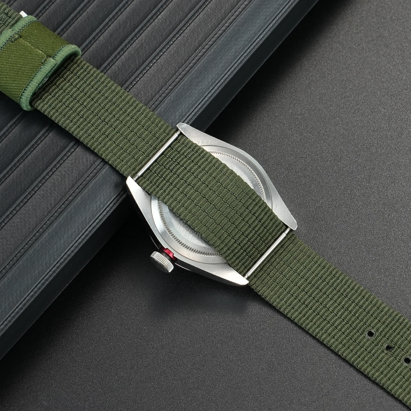 One-Piece Nylon watch Strap For Tudor Black Bay Red Flower Pelagos Breathable Sweatproof Sport Watch Band for Men 22mm