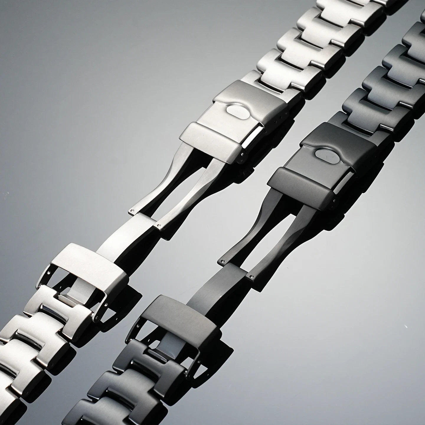 Replacement Titanium Band Strap for Men Compatible with Casio PRO TREK PRG-260 PRG-270 PRG-550 PRW-3500 Mountaineering Watch
