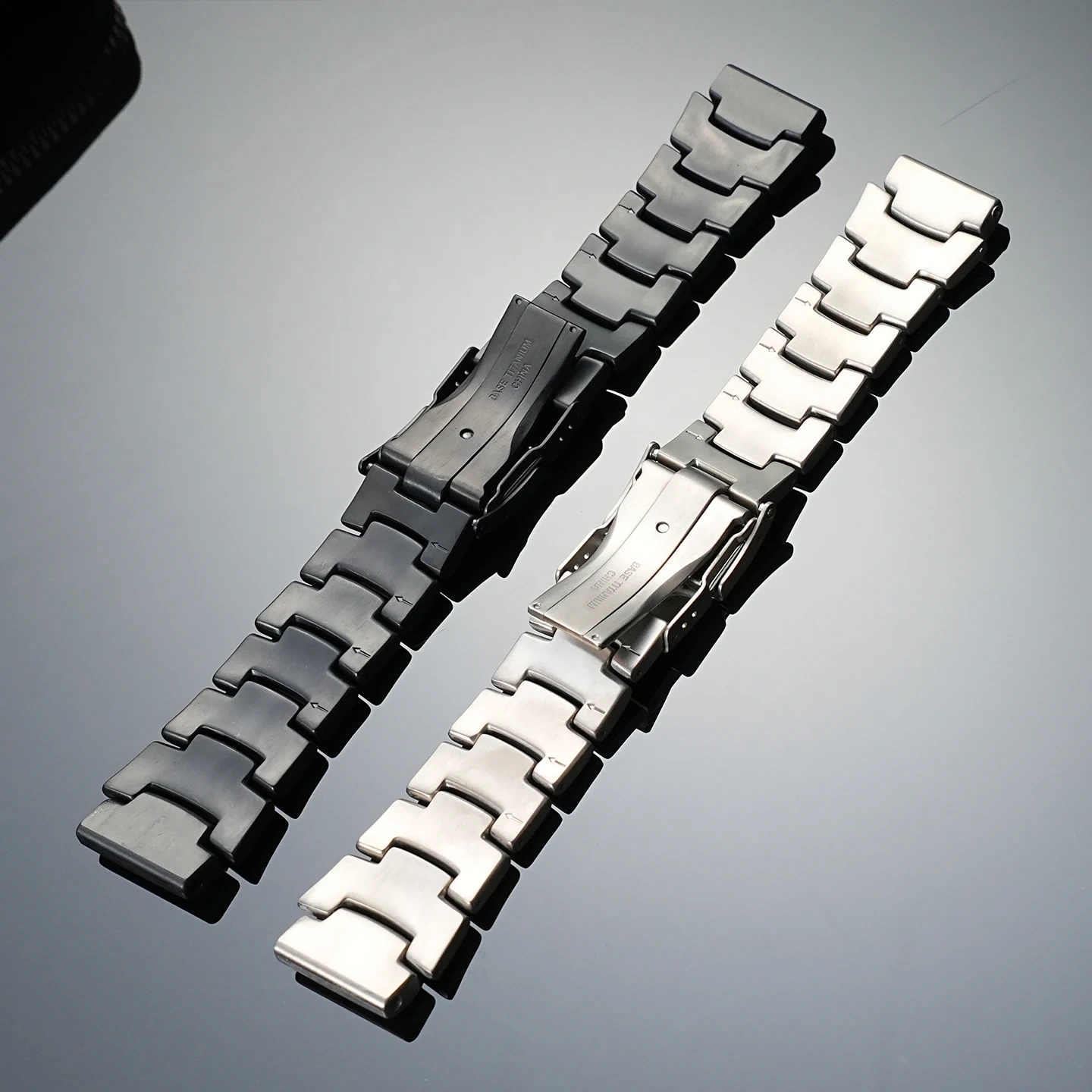 Replacement Titanium Band Strap for Men Compatible with Casio PRO TREK PRG-260 PRG-270 PRG-550 PRW-3500 Mountaineering Watch