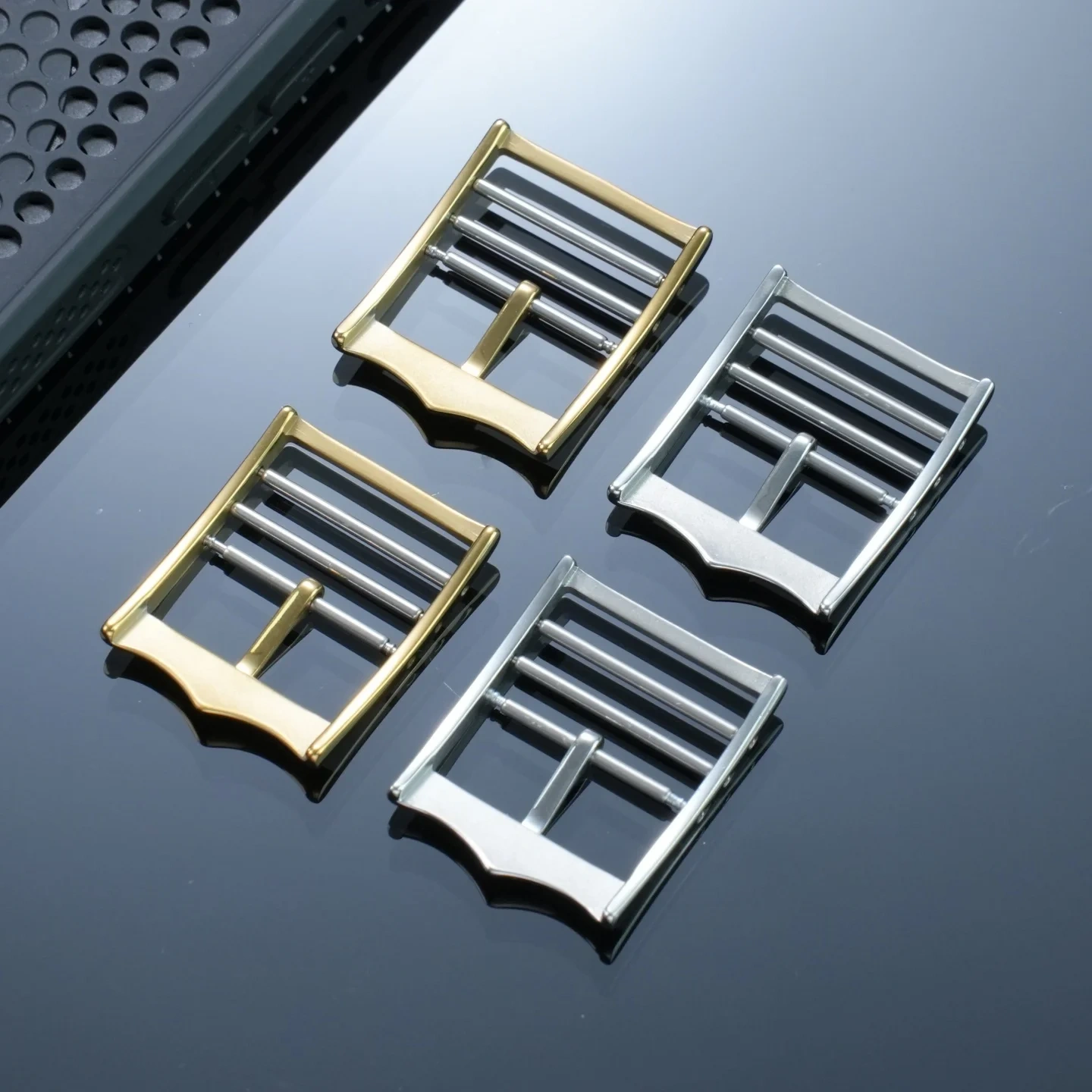 For Tudor M25707 FXD Series Integrated Strap with Traditional Needle Buckle Waterproof Metal Watch Buckle 20mm 22mm Pin Clasp