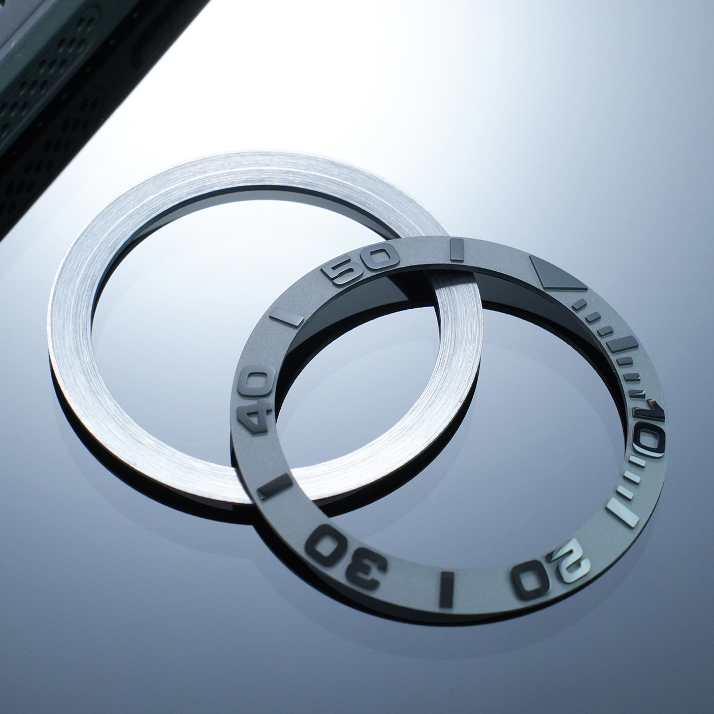 Replacement Ceramic Bezel Insert for Casio MDV-106/MDV-107