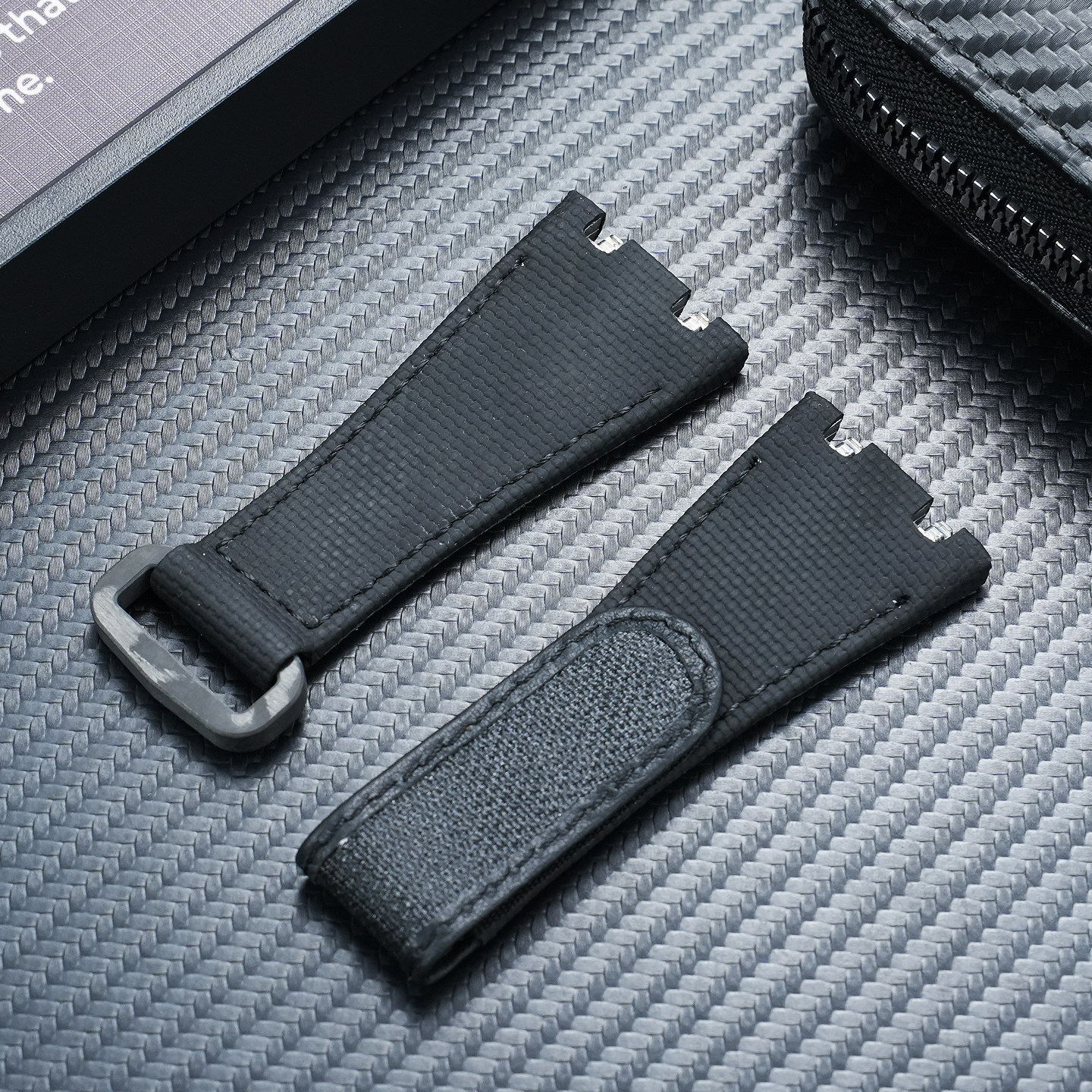 FKM Rubber Watch Band with Metal Quick Release for AP Royal Oak Offshore 26420