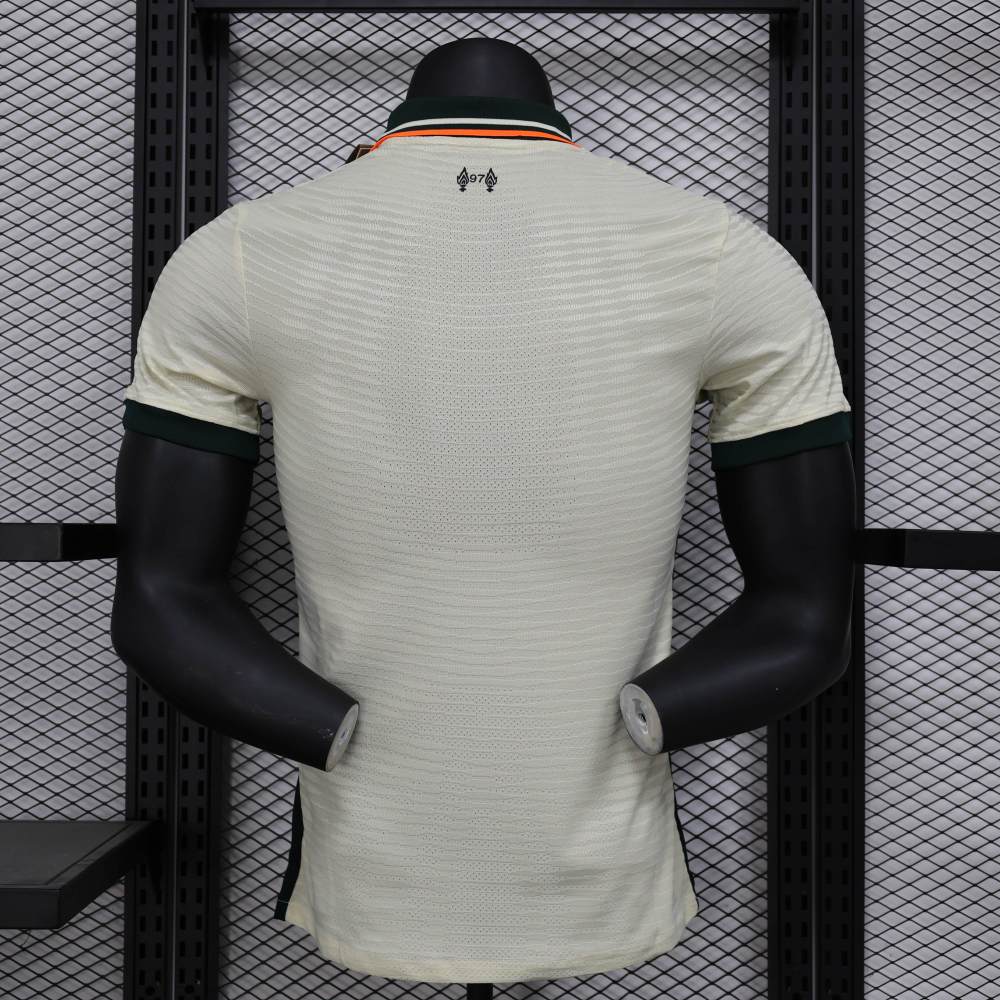 Liverpool  21-22 Away Jersey Player Version