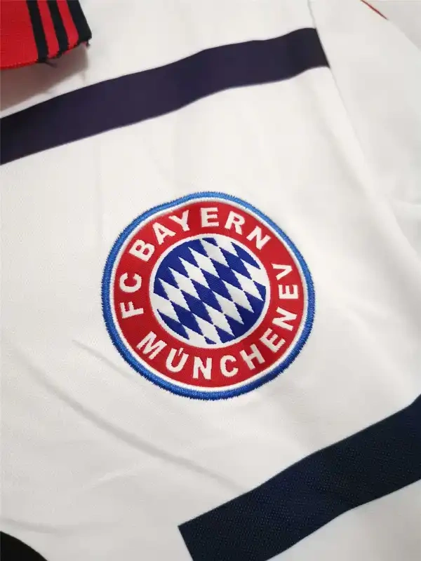 Bayern Munich 1998/00 Retro Jersey Away