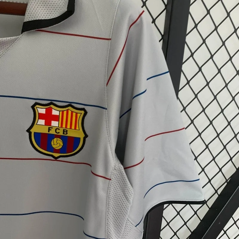 Barcelona Retro Nike Away Football Shirt 2003-04