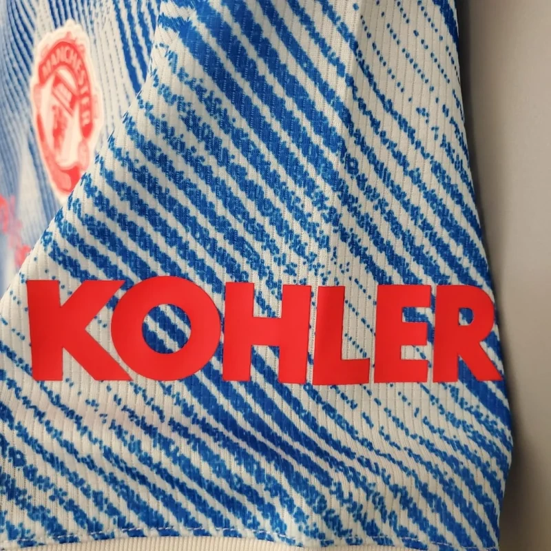 Retro  Manchester United Away Football Shirt 2021/2022