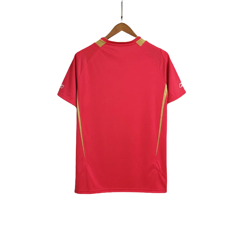 Retro Liverpool Home Football Shirt 2005/2006