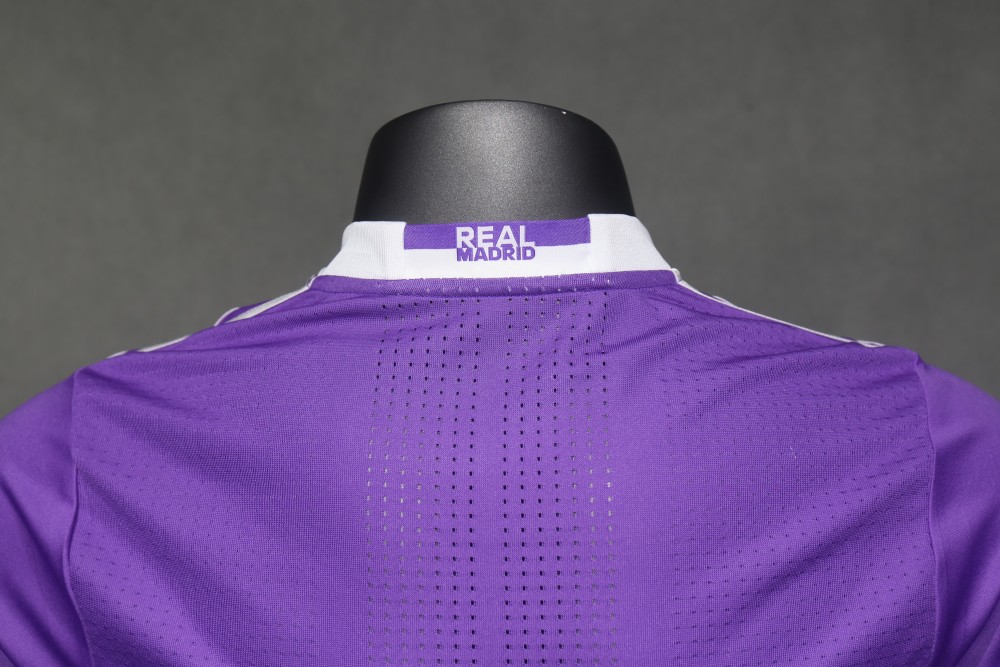 2016-17 Real Madrid Retro Jersey Away Shirt