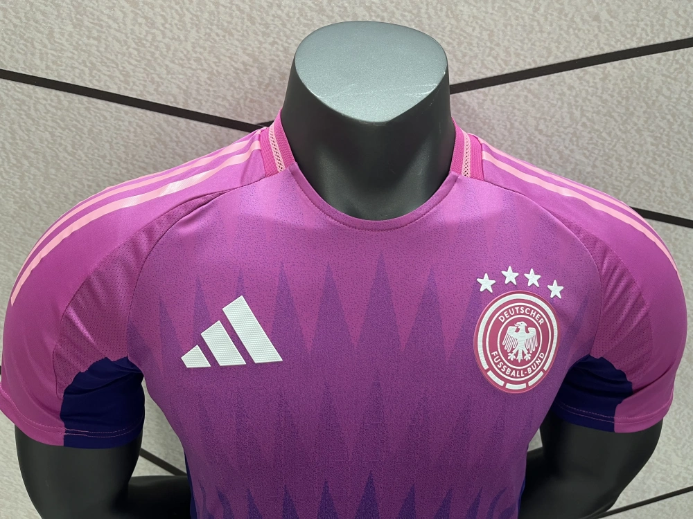 Germany  Away Kroos 8 Shirt  2024 Player version Size：S-2XL  Non-Customize