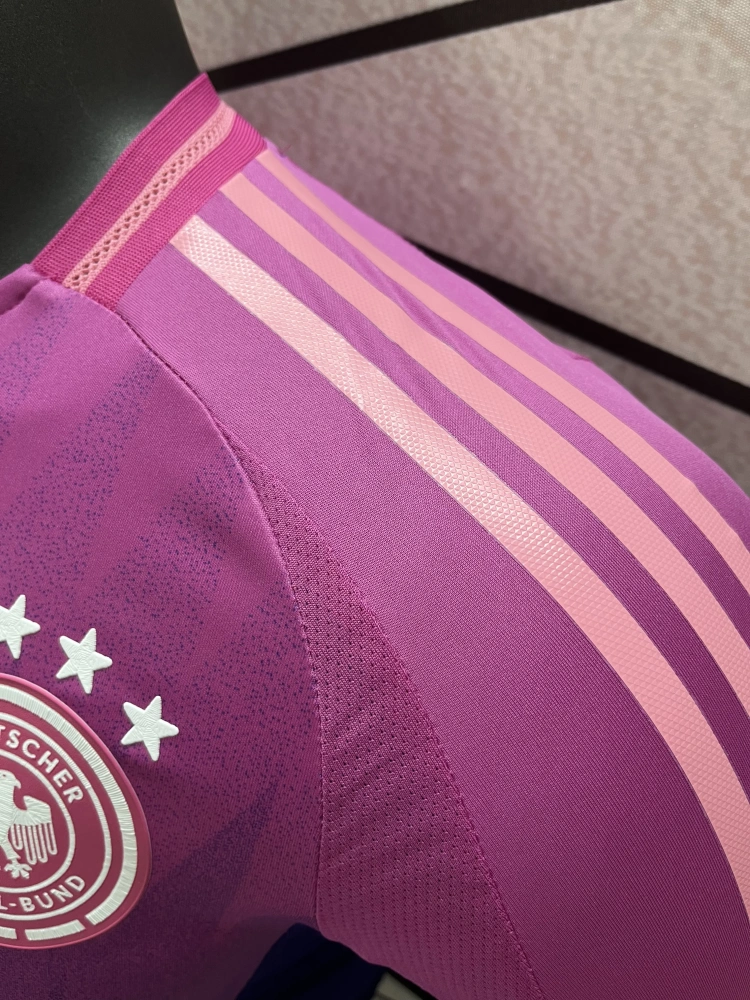Germany  Away Kroos 8 Shirt  2024 Player version Size：S-2XL  Non-Customize