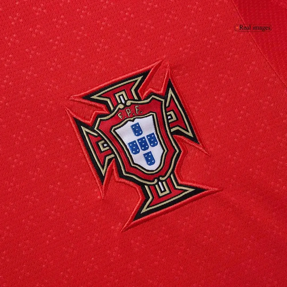 Portugal Home Ronaldo 7 （CR 7）Shirt  Euro 2024-2025 Fan / Player version  Size：S-2XL Non-Customize