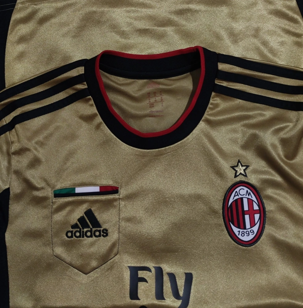 Retro AC Milan Third Kaka 22 Football Shirt 2013-2014 Non-Customize