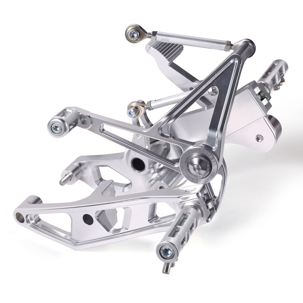 Fanscreate Mid Control Racing Footpegs Folding Anti-Slip Raw Aluminum for Harley Touring M8 Street Glide Road Glide 2017-2025