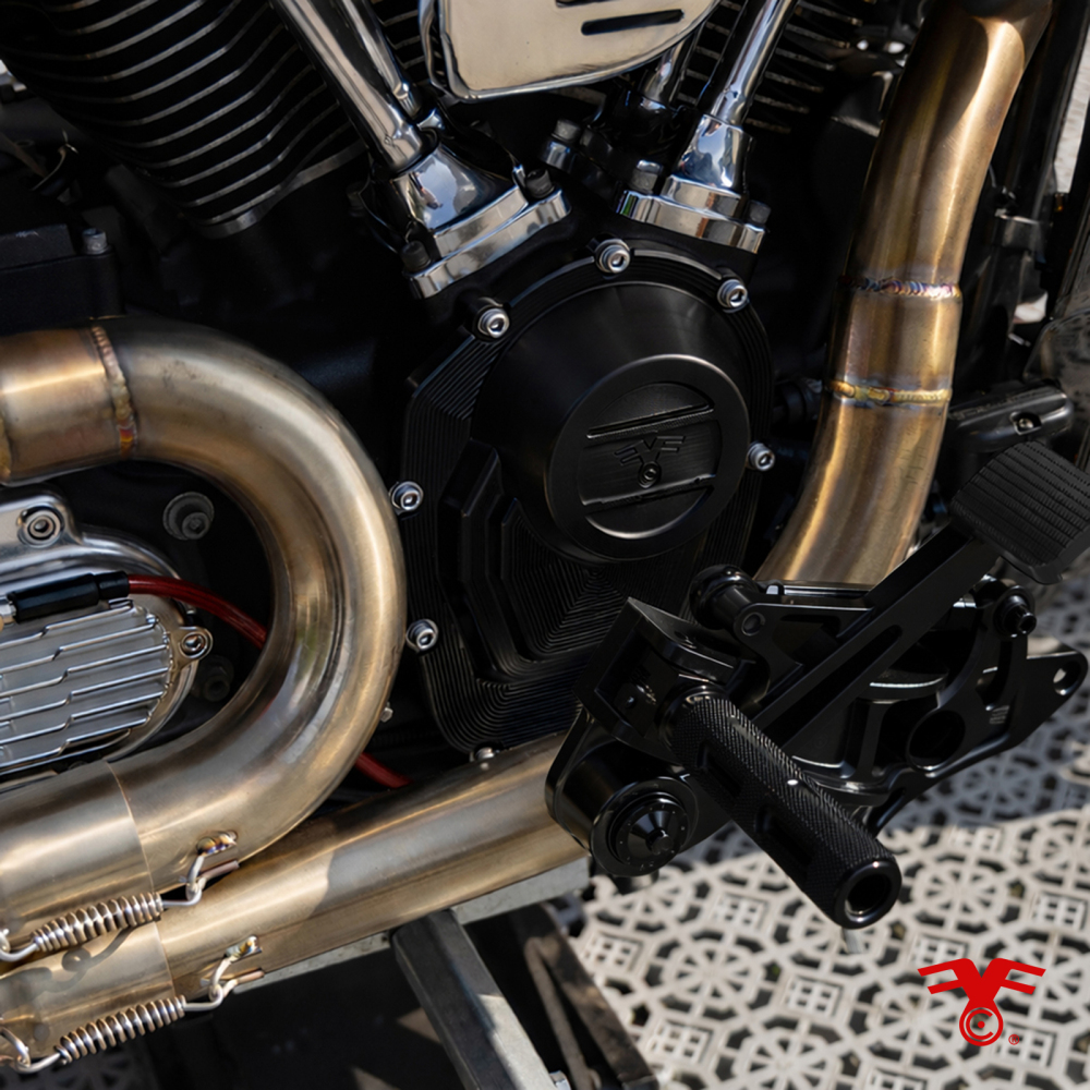 Fanscreate Adjustable Racing Mid Control Footpegs for Harley Touring M8 2017-2025 – CNC Forged Aluminum (Black / Raw / Gold)