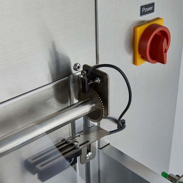 Máquina de embalagem a vácuo MAP vertical DQ320L-V para filme de 320 mm, bomba de 63 m³/h