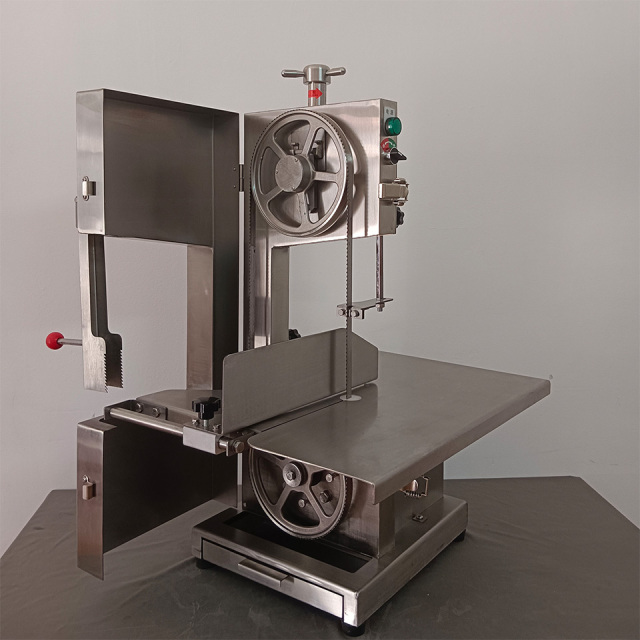 Serra compacta para carne e ossos, 1500 W, em aço inoxidável. Ideal para carnes e ossos congelados.