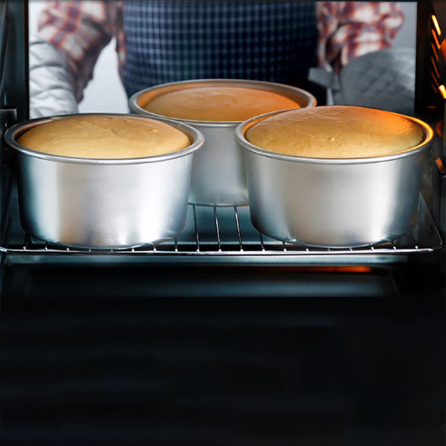 Forno a vapor elétrico HBD-7001H de 70 litros com aquecimento superior e inferior ajustável.