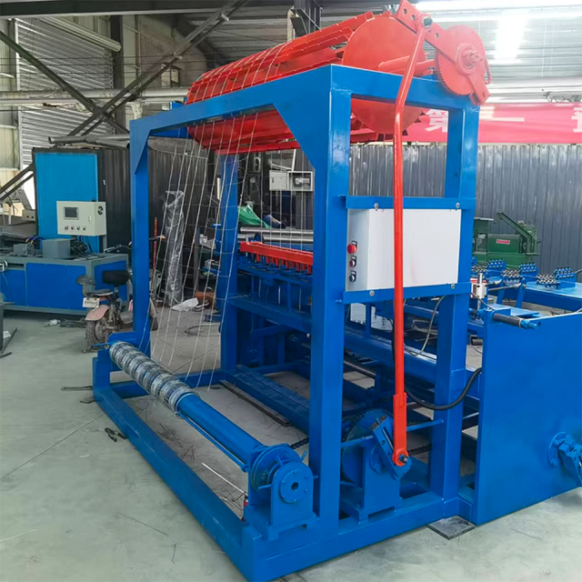 Máquina automatizada para la producción de cercas para ganado con control PLC para granjas y ranchos.