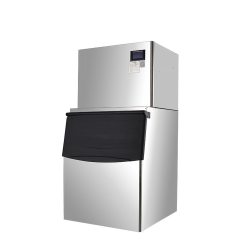 Máquina de gelo comercial automática em blocos com capacidade de produção diária de 30 kg a 250 kg.