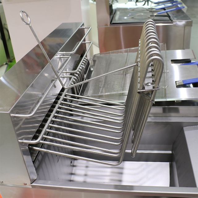 Fritadeira elétrica E-DZ-800G com tanque duplo e 4 cestos