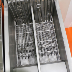 Fritadeira elétrica de tanque duplo E-DZ-400G-2, 18 kW, com certificação CE.